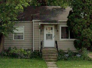 2609 Commercial Ave, Madison, WI 53704