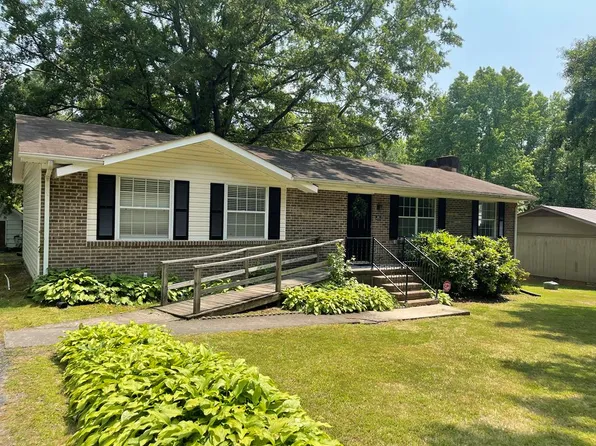 105 Marrow St, Clarksville, VA 23927