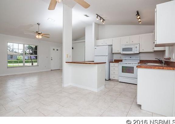 4th image of 3044 Sabal Palm Dr