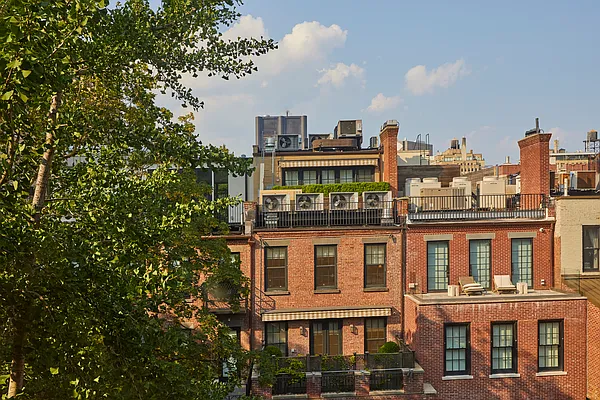 11 East 92nd Street #5TH FLOOR in Carnegie Hill, Manhattan
