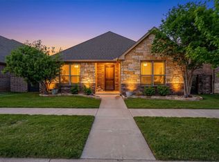 3414 Fountain Way, Granbury, TX 76049