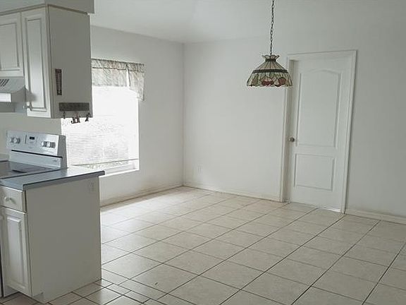 3rd image of 4336 47th St