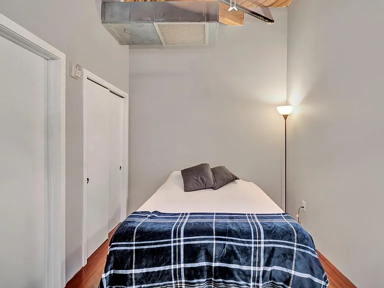 43 Charlton St #405 — Photo 11