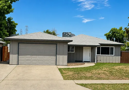 3115 W Santa Ana Ave Photo 1