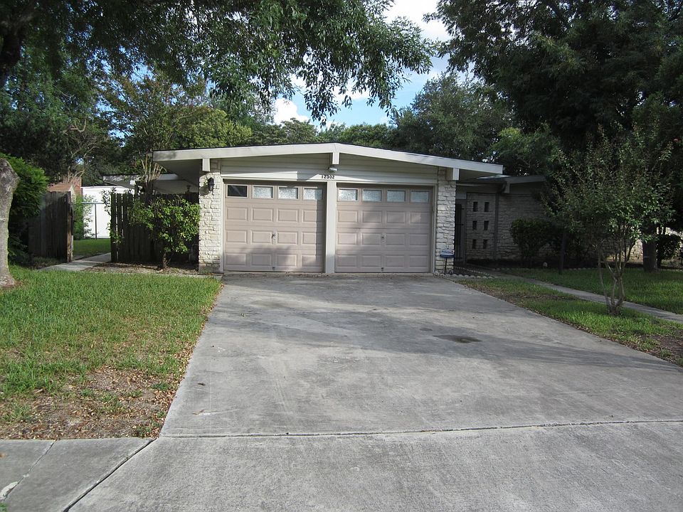 1st image of 12302 La Albada St