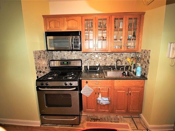 3rd image of 11020 71st Ave APT 431