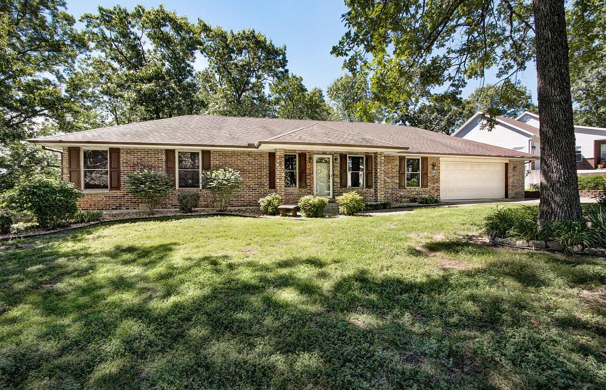 447 Table Rock Hts, Hollister, MO 65672 Zillow