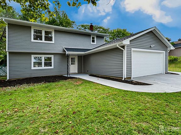 4th image of 12 Villanova Rd