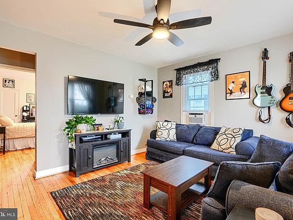 5th image of 3229 Orlando Ave