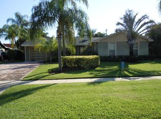 712 Eastwind Dr, North Palm Beach, FL 33408