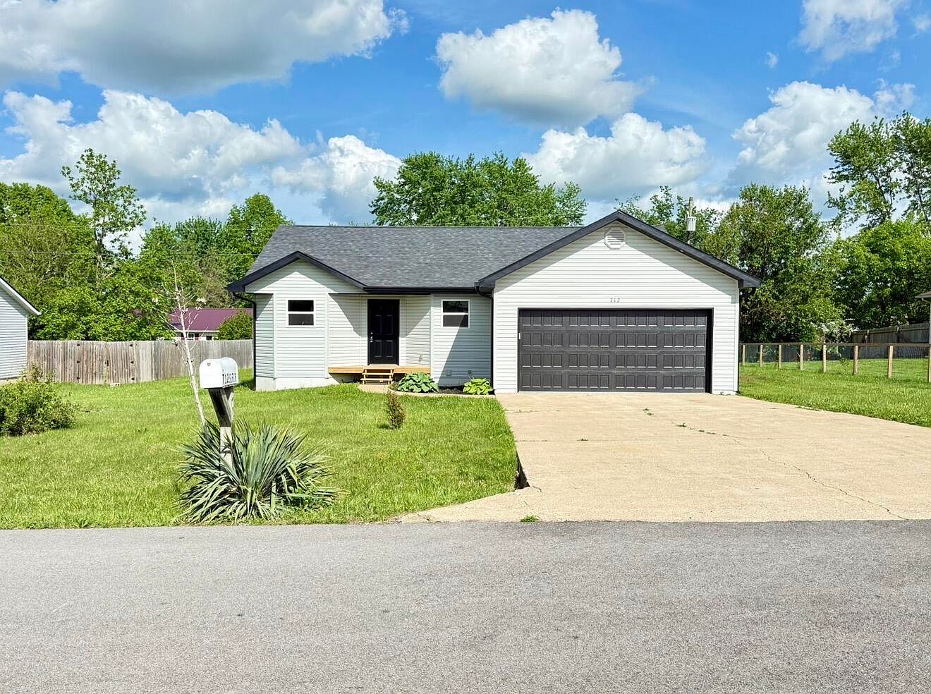 712 S Fir Street, Buffalo, MO 65622 | Zillow