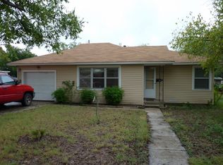 502 N Miller St, Decatur, TX 76234