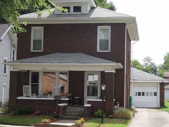 4th image of 153 9th St NE