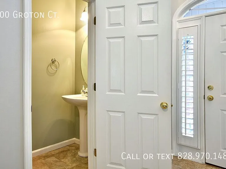 200 Groton Ct — Photo 27