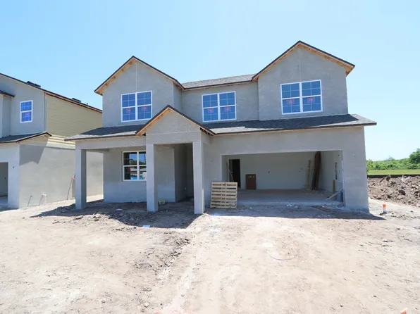 3324 Fall Harvest Dr, Zephyrhills, FL 33540