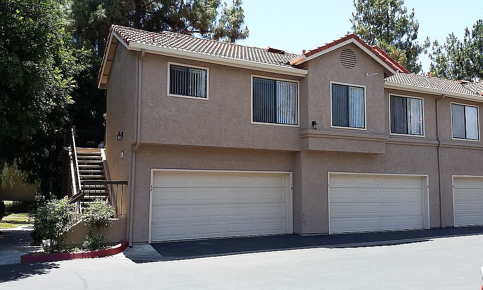 1st image of 2384 Archwood Ln Unit 10
