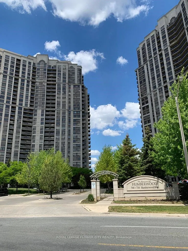 2 bed, $2,350 — Photo 1