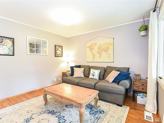 5th image of 5524 West Dr