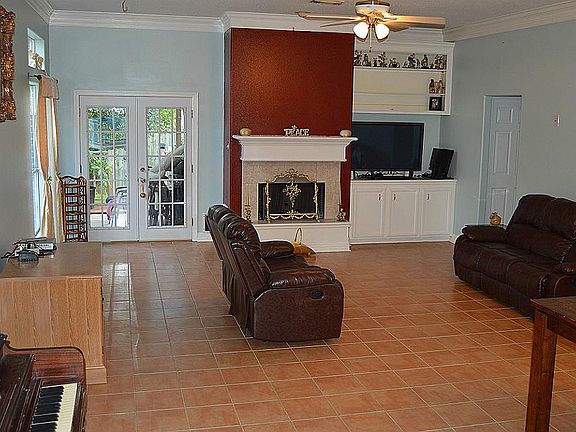 5th image of 17063 Great Glen Dr
