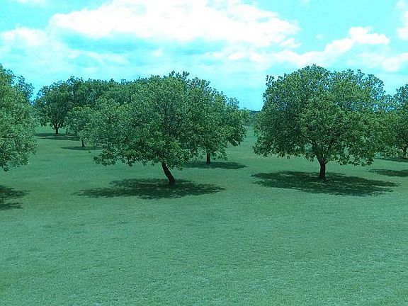 4th image of 95 Loma Ln
