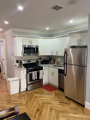 Rented by Aron Fried, LREB | media 7