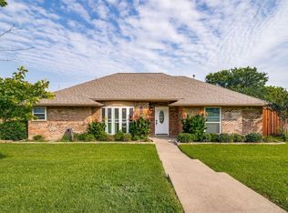 1809 Meadowview Dr, Garland, TX 75043
