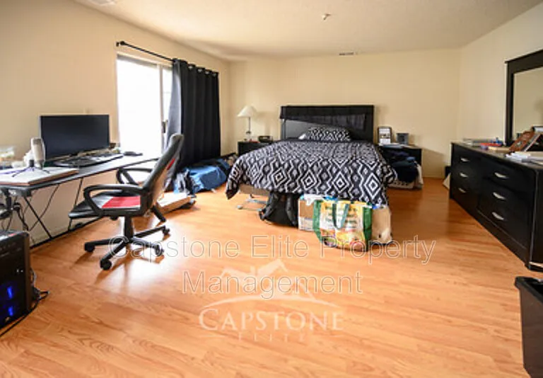 48 Marrow St #DOWNSTAIRS STANDARD — Photo 1