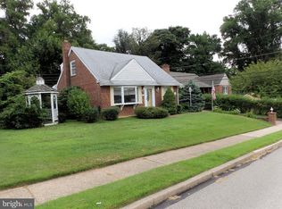 401 Perry St, Ridley Park, PA 19078