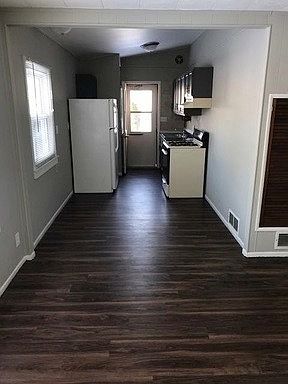 2nd image of 2756 Medford St