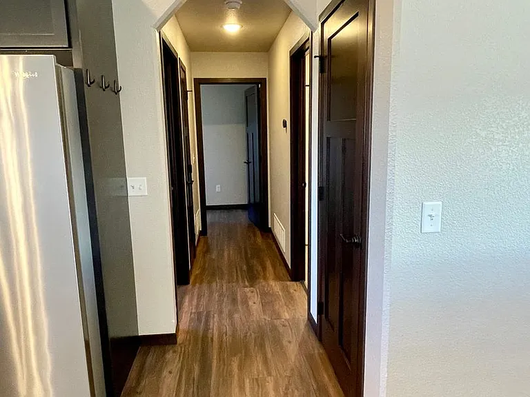 557 Mace Dr — Photo 8