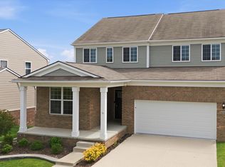 30169 Macintosh Ln, New Hudson, MI 48165