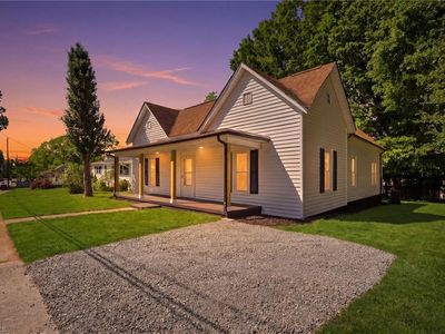 630 N Davis Ave, Newton, NC, 28658