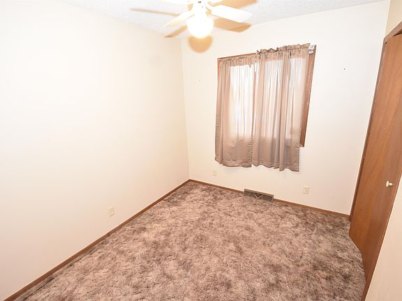 3rd image of 2218 L Ave