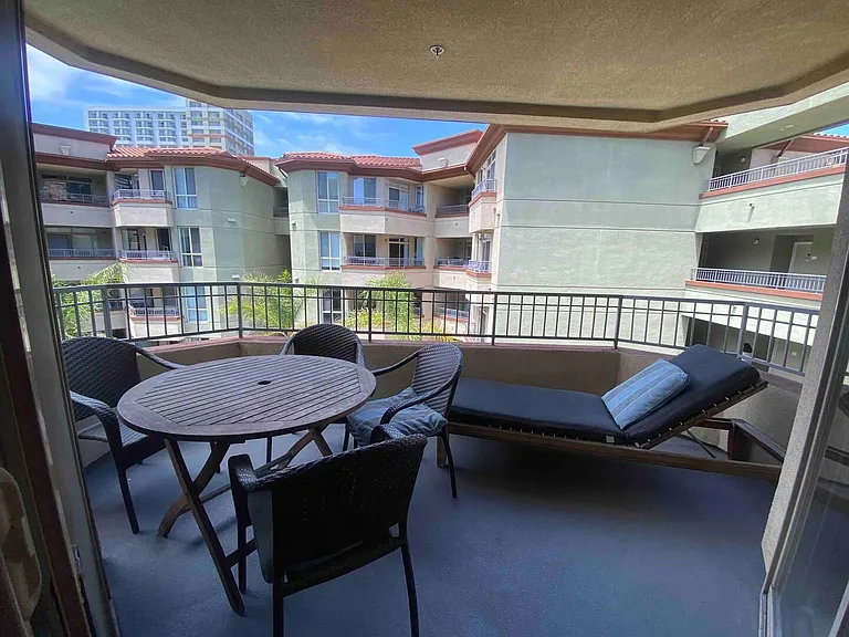 1501 Front St #529 — Photo 7
