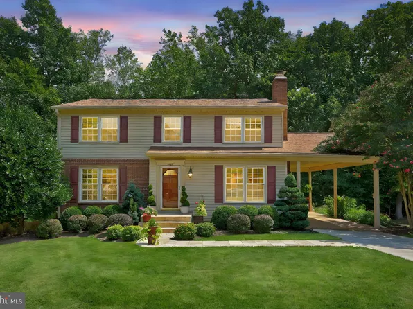 11967 Cotton Mill Dr, Woodbridge, VA 22192