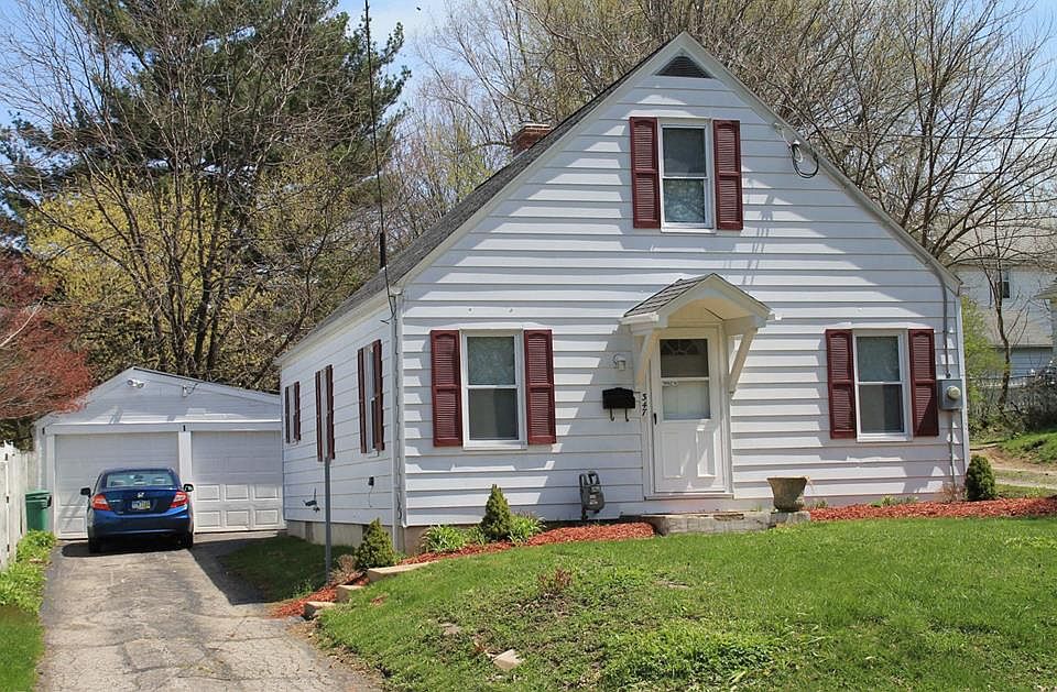 1st image of 347 Wood St