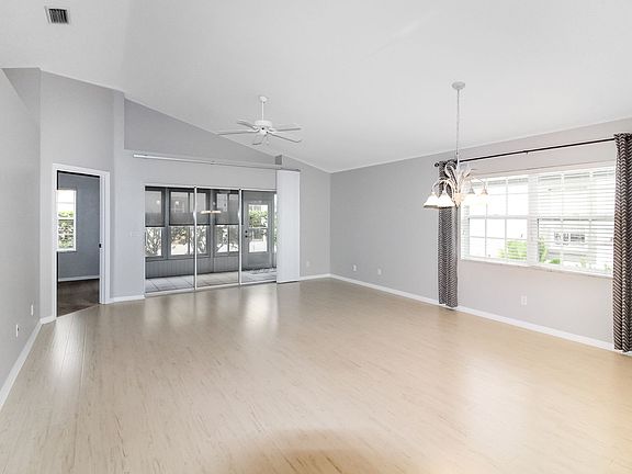 5th image of 1250 Capri Isles Blvd