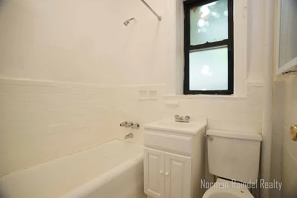 Rented by Norman Raindel, LREB | media 14