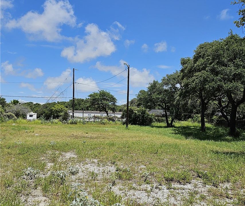 1st image of S 1/2 Hackberry St Lot 1