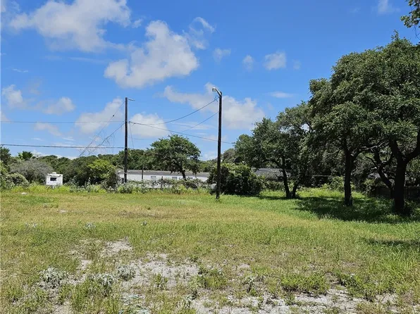 S 1/2 Hackberry St Lot 1, Ingleside, TX 78362