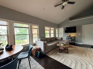 1314 Mathews Ave #2, Lakewood, OH 44107