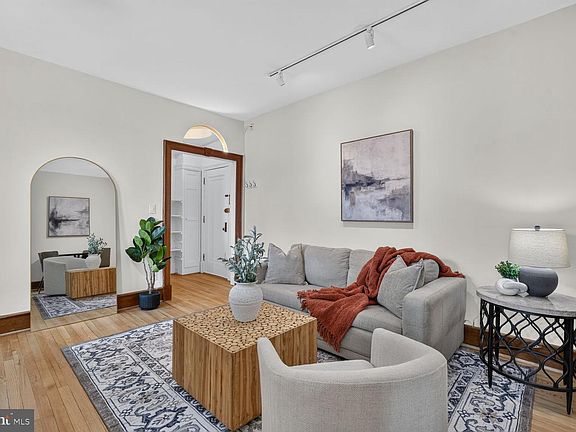4th image of 1954 Columbia Rd NW APT 804