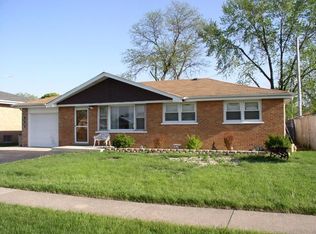 7841 W 74th St, Bridgeview, IL 60455