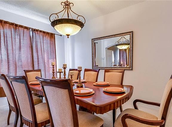 4th image of 307 Creek Point Ln
