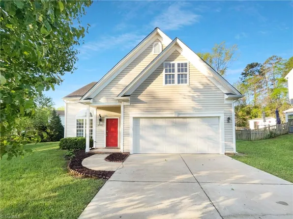 3392 Cherrybrook Dr, Jamestown, NC 27282