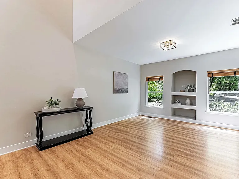 307 Abington Woods Dr — Photo 14