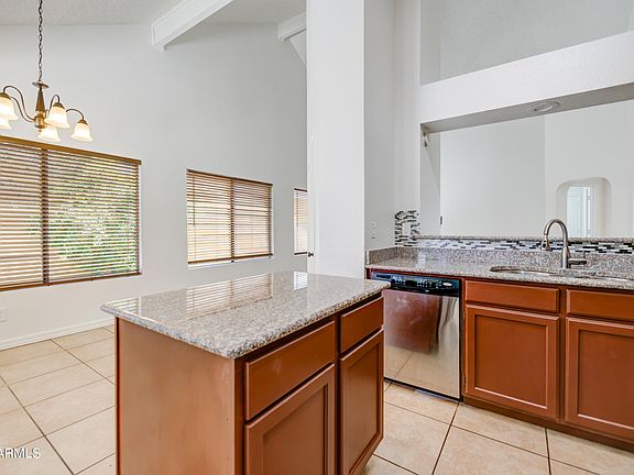 5th image of 2222 W MONONA Drive