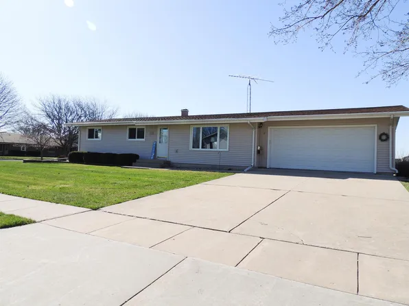144 Germania St, Randolph, WI 53956
