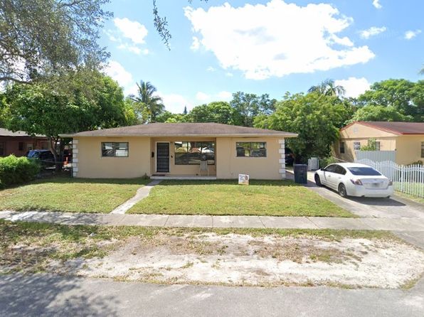 1050 NW 128th St