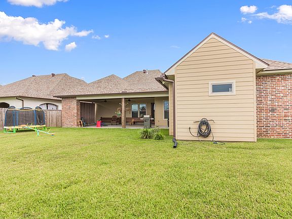 4th image of 206 Sabal Palms Row